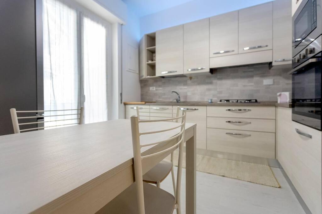La Reggia Del Mar - Genova Sturla, Mare E Gaslini Apartment ภายนอก รูปภาพ